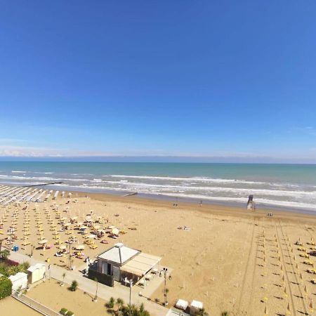 Вилла La Torre - Frontemare - Immobil Relax Лидо-ди-Езоло Экстерьер фото