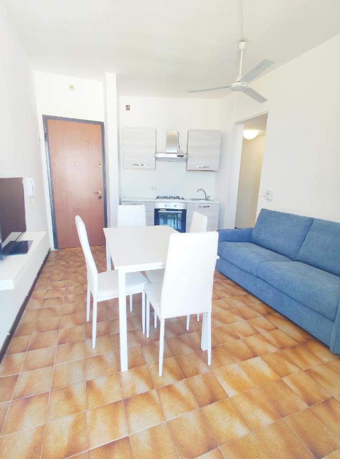 Вилла La Torre - Frontemare - Immobil Relax Лидо-ди-Езоло Экстерьер фото